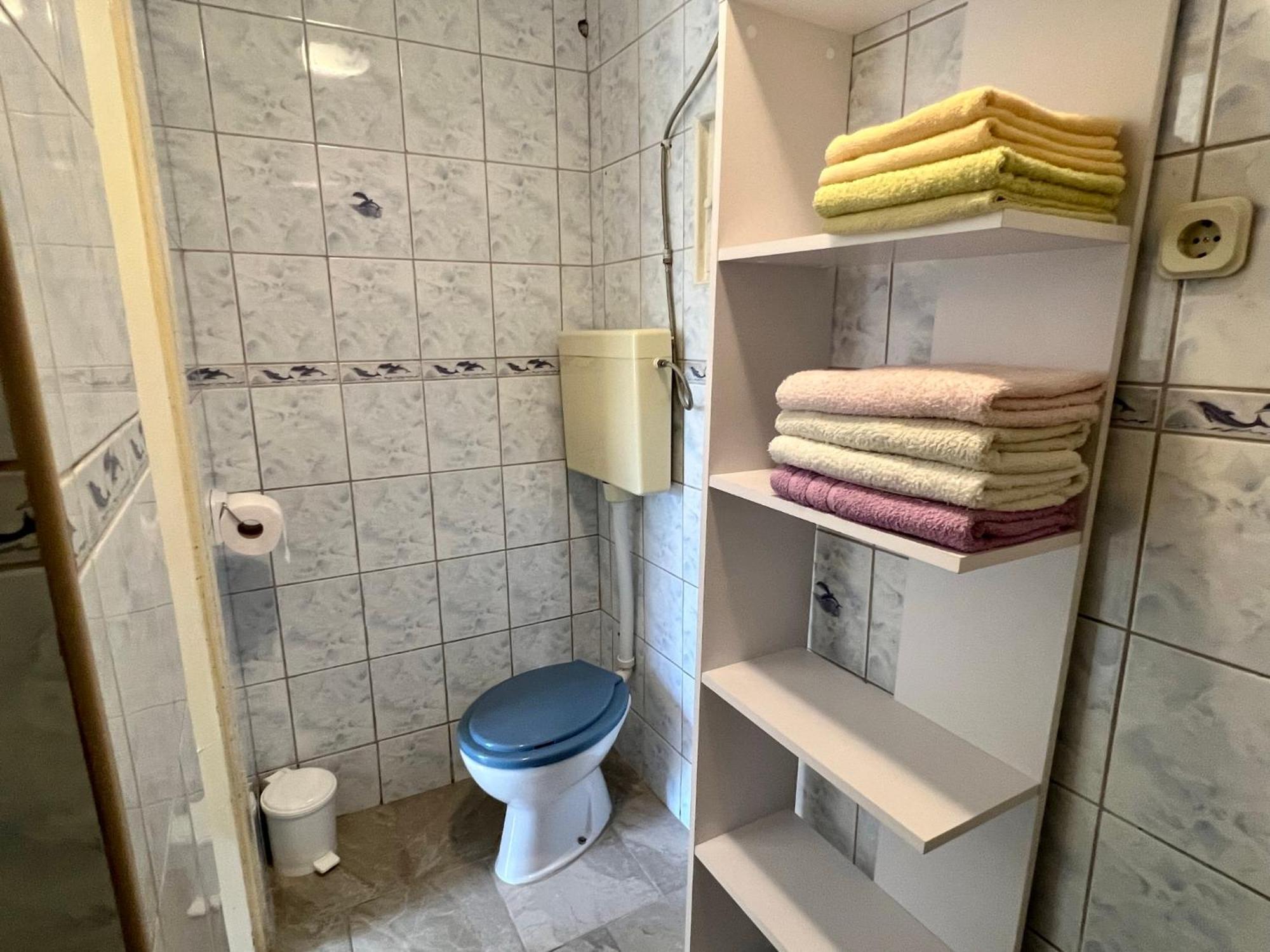 Apartmani Lidija Karin Donji Donji Karin Eksteriør billede