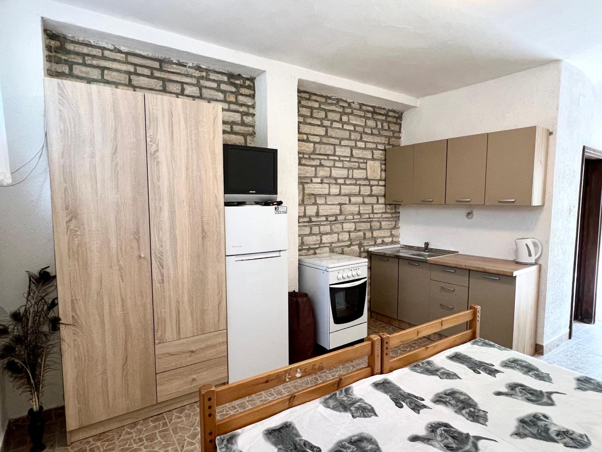 Apartmani Lidija Karin Donji Donji Karin Eksteriør billede