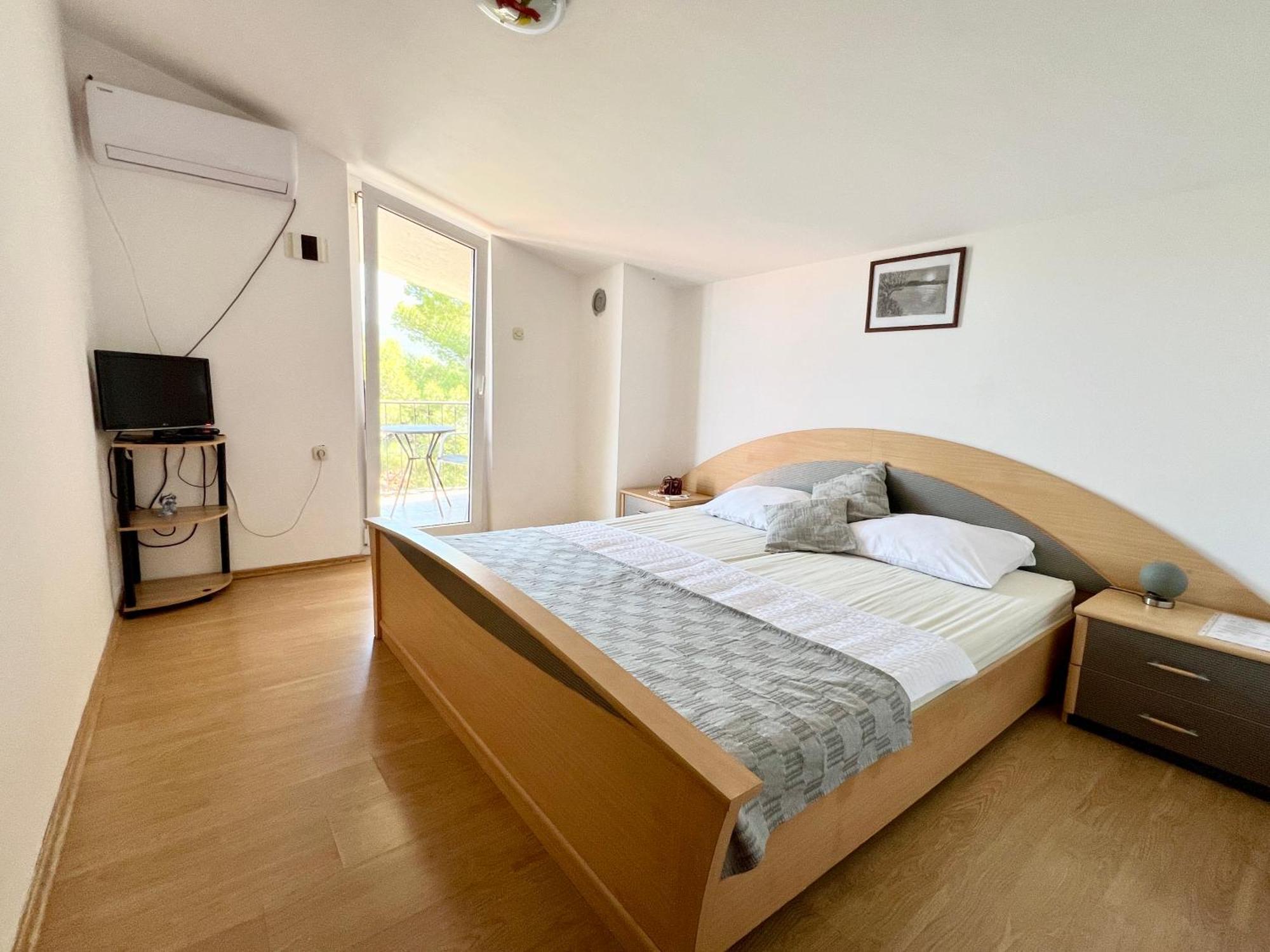 Apartmani Lidija Karin Donji Donji Karin Eksteriør billede