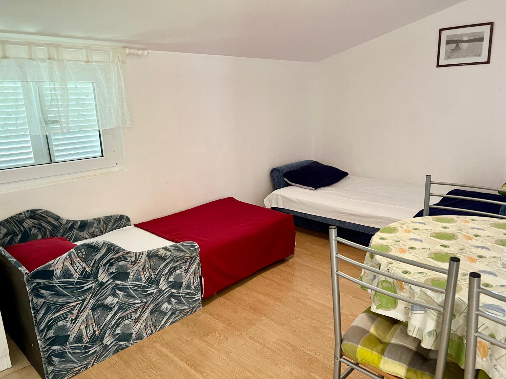Apartmani Lidija Karin Donji Donji Karin Eksteriør billede